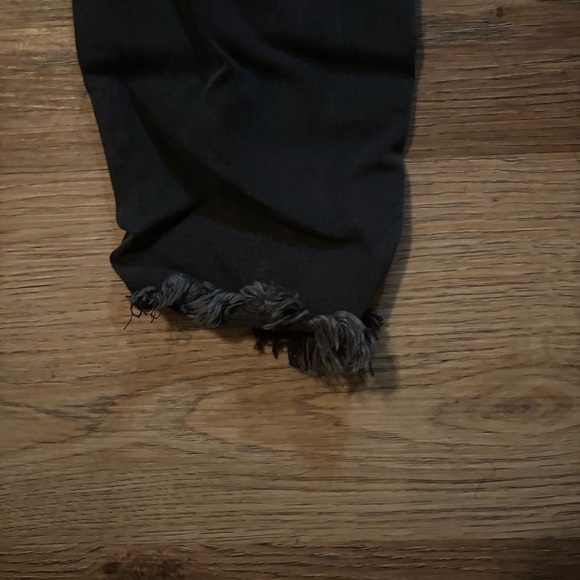 Cello Black Distressed Women's Jeans - Picture 7 of 8